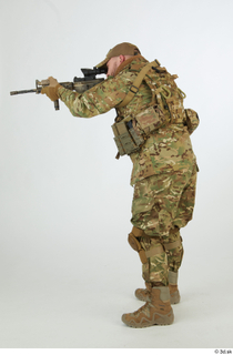 Luis Donovan Soldier Shooting shooting standing whole body 0004.jpg